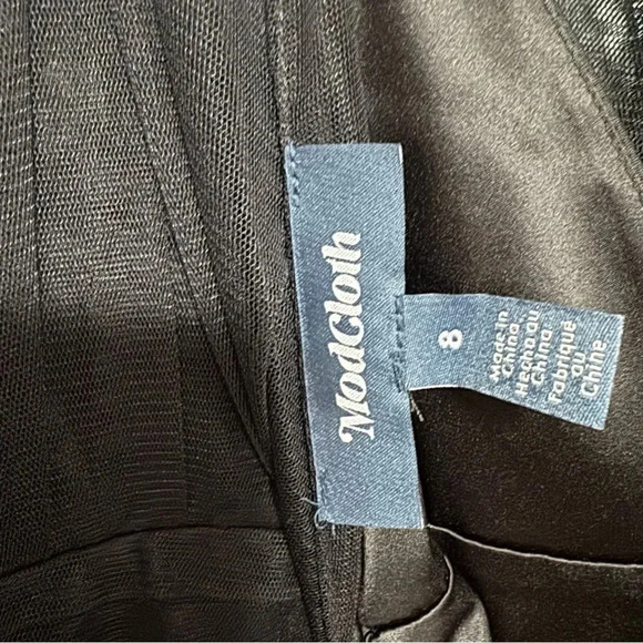 MODCLOTH Sleeveless Black Tiered Tulle Knee Length V Neck Cocktail Dress Size 8 - Picture 3 of 8